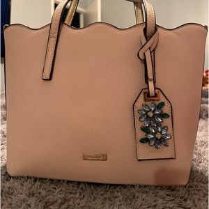 Aldo bag Medium (pink light) Beautiful.